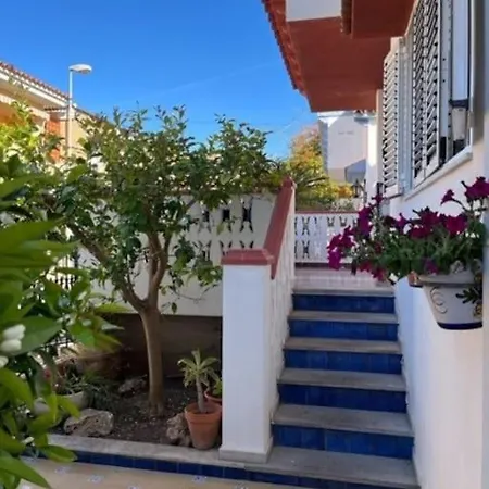Casa Mediterranea Junto Al Mar. Holiday home *