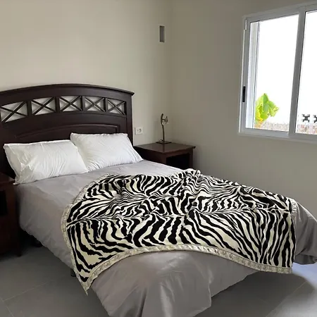 Casa Mediterranea Junto Al Mar. *